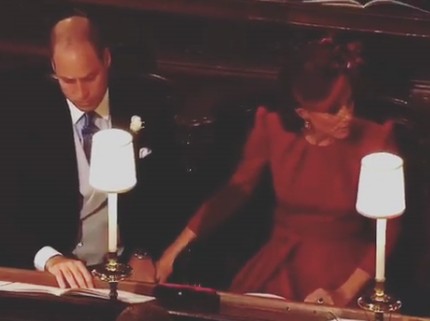 Ehem, Pegang Tangan Diam-diam ala Pangeran William
