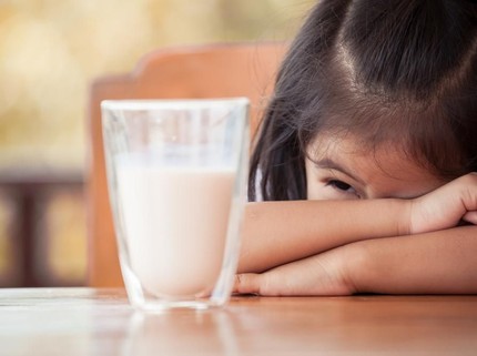 Asupan Alternatif untuk Si Kecil yang Alergi Susu Sapi