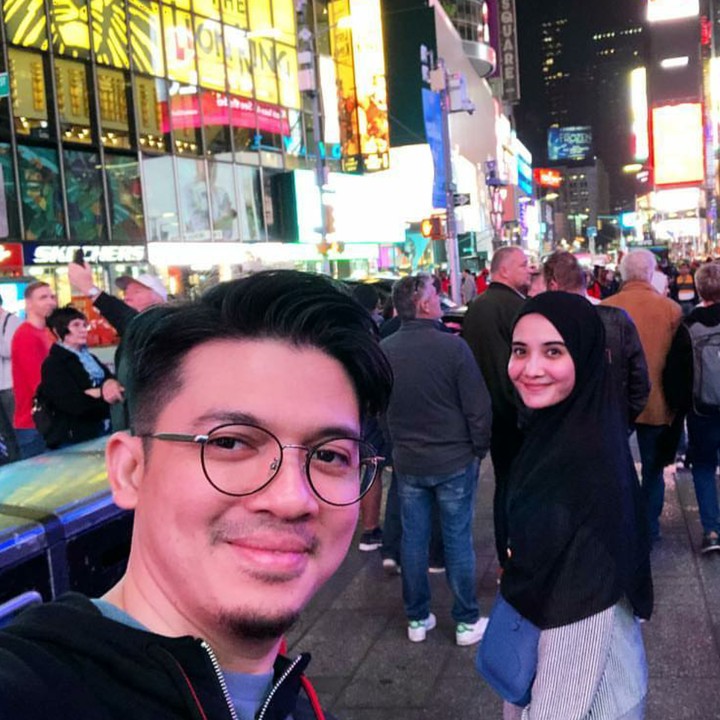 <p>Sesekali quality time-an bareng pasangan dengan jalan-jalan ke luar negeri? Kenapa nggak. (Foto: Instagram/irwansyah_15)</p>