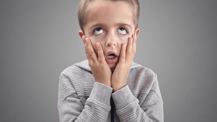 4. Dorong Anak untuk Tekun Anak sedang kecewa, Bun? Ini 6 cara membantunya untuk hadapi rasa kecewa.