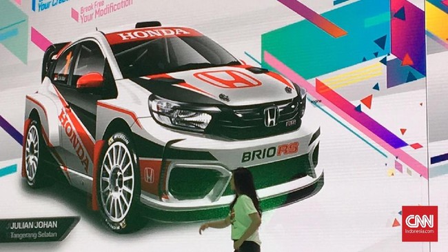 Honda mulai menyerahkan 200 unit Brio baru kepada konsumen pada akhir pekan lalu.