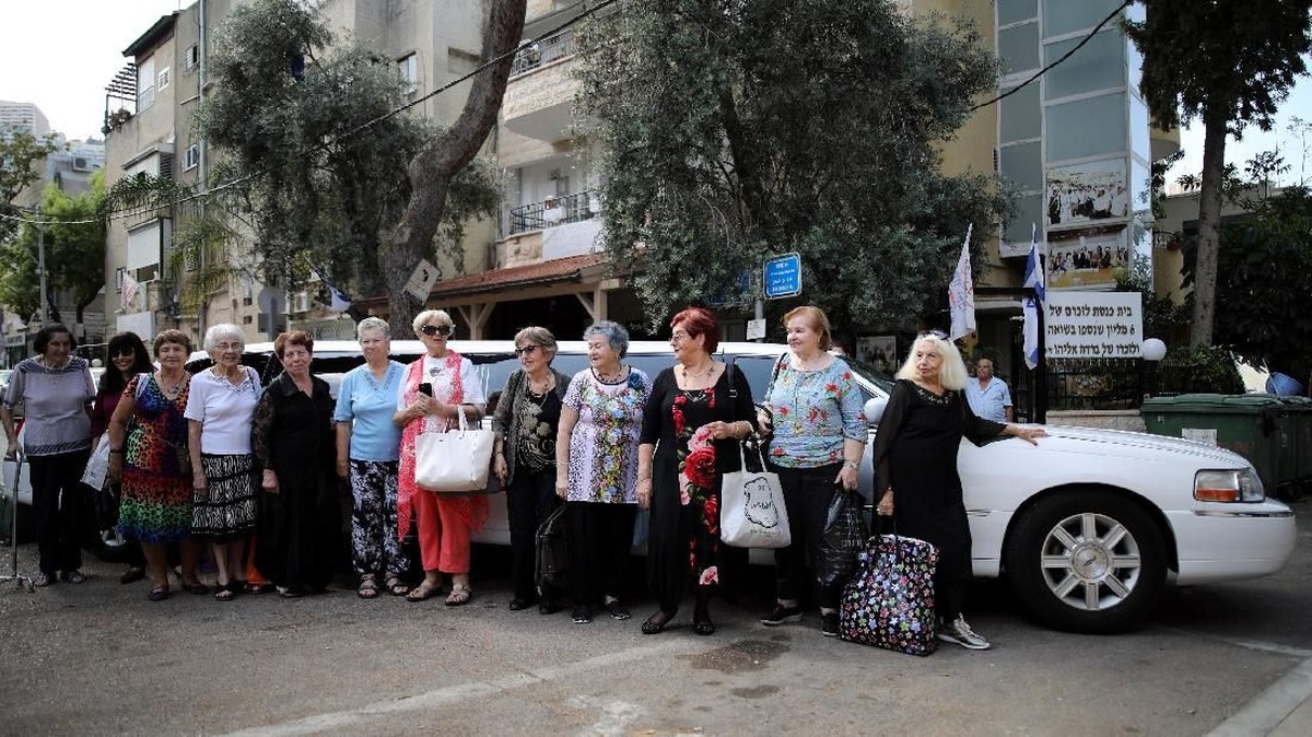 FOTO: Nenek 93 Tahun Jadi Miss Holocaust Survivor