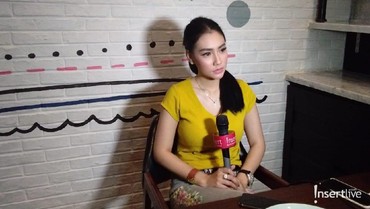 Disebut Orang Ketiga, Putri Juby Ungkap Hubungan dengan Delon