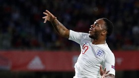 Sterling Akhiri Puasa Cetak Gol Tiga Tahun di Timnas Inggris