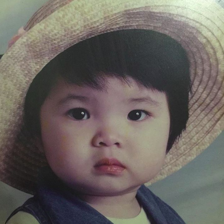 <p>Saat umur Tina Toon 3 tahun. Sejak kecil Tina memang udah menggemaskan. (Foto: Instagram @tinatoon101)<br /><br /></p>
