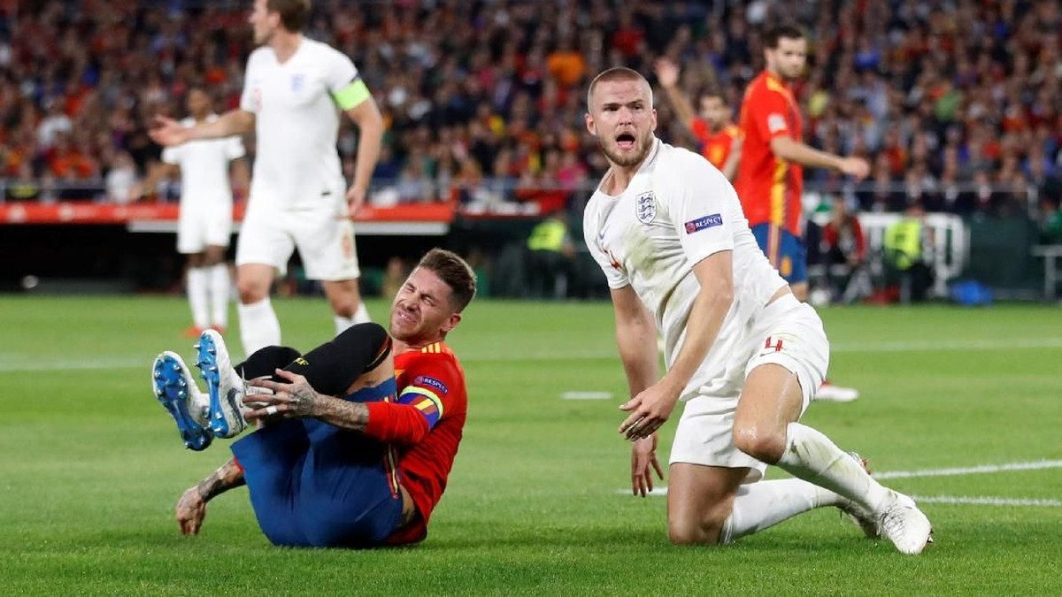FOTO: Timnas Spanyol Telan Kekalahan Pertama di Bawah Enrique