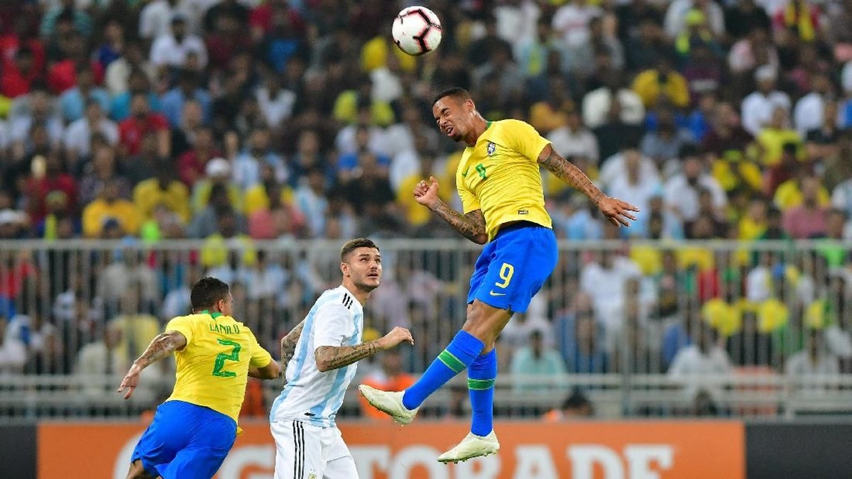FOTO: Kalahkan Argentina, Brasil Seperti Juara Piala Dunia