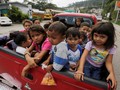 Trump Hentikan Program Pendidikan untuk Imigran Anak