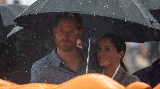 Meghan Markle diduga bakal mulai 'cuti' atau menghilang dari hadapan publik dan tugas-tugas Kerajaan Inggris mulai akhir Maret mendatang.