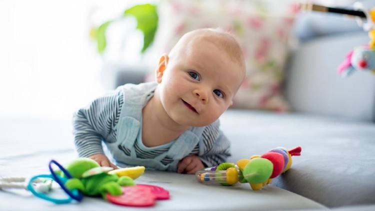 32 Nama Bayi Prancis yang Unik dan Indah Prancis terkenal sebagai negara romantis yang indah. Nama-nama bayinya juga nggak kalah indah lho. Nah, berikut referensi nama bayi dari Prancis.