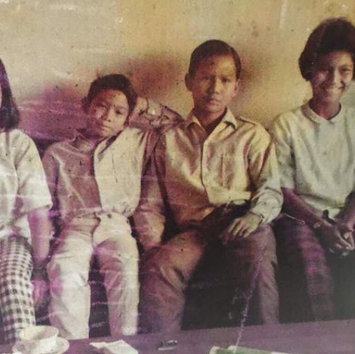<p>Bersama saudara-saudarinya. Siapa paling ganteng? (Foto: Instagram @prabowo)</p>