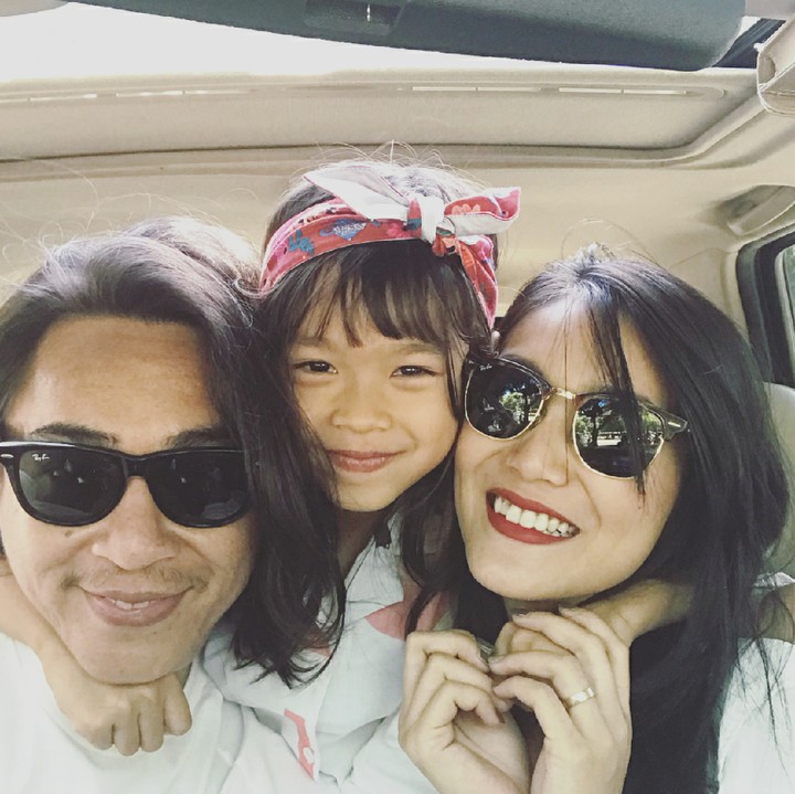 <p>Sebelum Meru lahir, Domi sering lho quality bertigaan. Seru deh! (Foto: Instagram/dominiquediyose)</p>