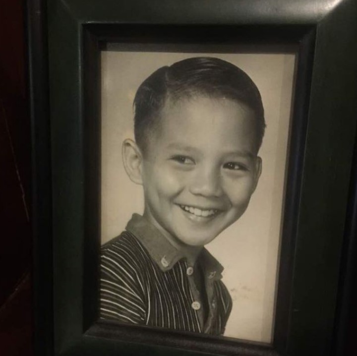 <p>Saat Prabowo masih kecil. Sudah kelihatan ganteng ya dari kecil, Bun. (Foto: Instagram @prabowo)</p>