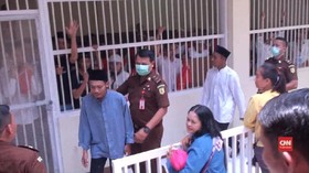 VIDEO: Terdakwa Pengeroyokan The Jak Diancam 15 Tahun Penjara