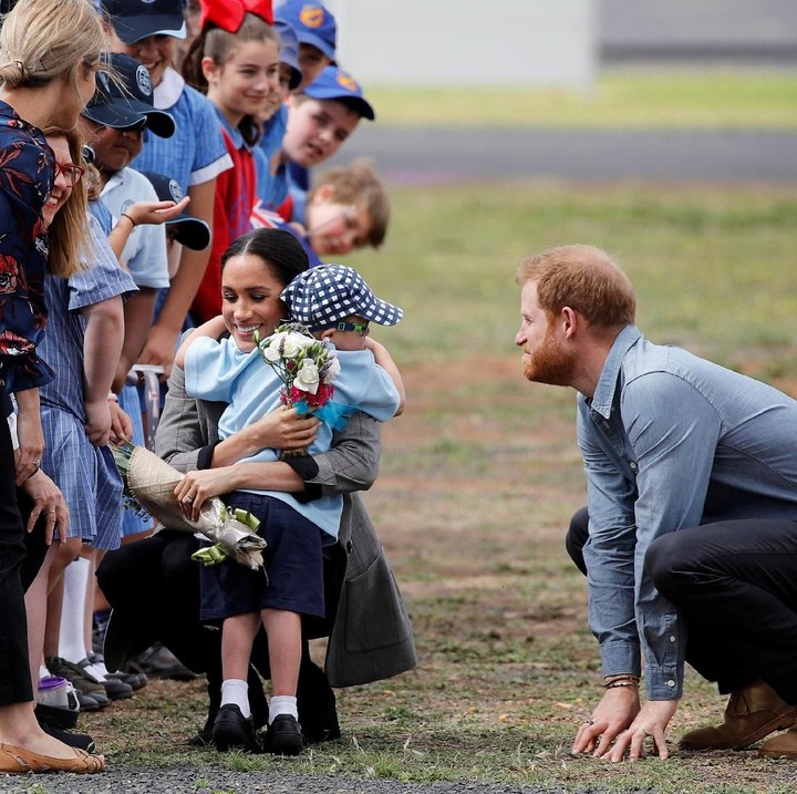 <p>Pangeran Harry dan Meghan Markle memang udah cocok banget jadi ayah dan bunda. (Foto: Phil Noble - Pool/Getty Images)</p>