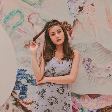 Niat Belikan Motor Baru untuk Supir Ojol, Awkarin Banjir Pujian