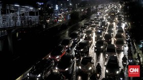 Hujan Deras, Lalu Lintas di Sejumlah Wilayah Jakarta Macet