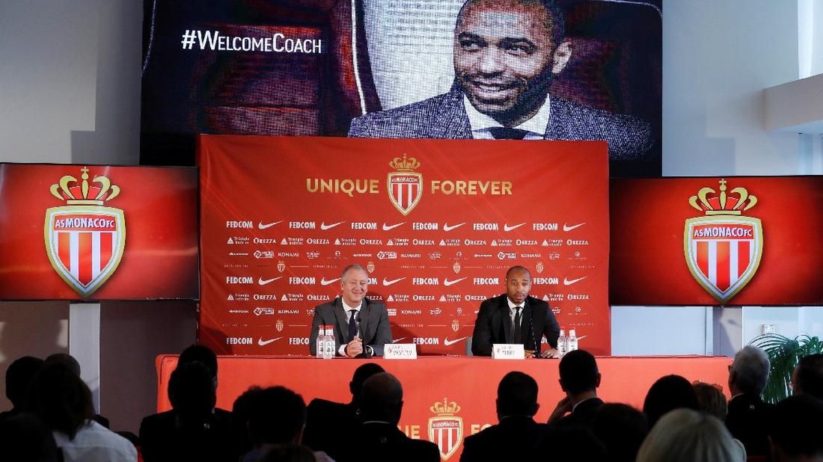 FOTO: Thierry Henry Resmi Jadi Pelatih AS Monaco