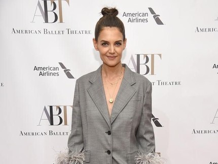 Hadiah Spesial Katie Holmes untuk Ultah Suri yang ke-13