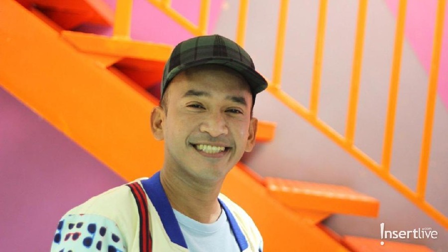 Ruben Onsu mengaku tetap bersyukur walaupun masih kerja di momen Natal.