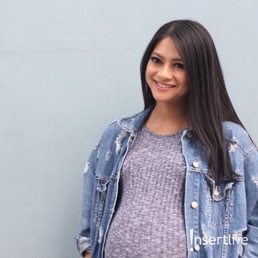 Rini Yulianti Tegang Tunggu Kelahiran Anak Pertama