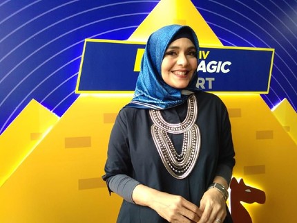 Cerita Lula Kamal Pernah Menyusui Anak Kembarnya 8 Jam Nonstop