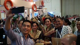 'Diplomasi' Kopi ala Menpar di Singapura Saat  ITB 2018