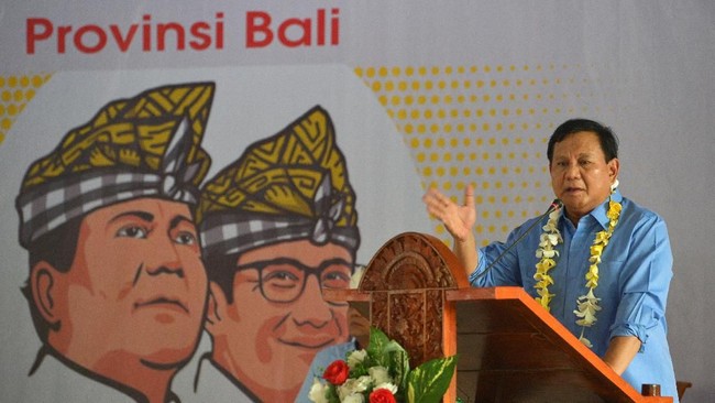 Saat menghadiri deklarasi relawan emak-emak di Bali, capres nomor urut 2 Prabowo Subianto menyebut masalah utama Indonesia adalah ekonomi.