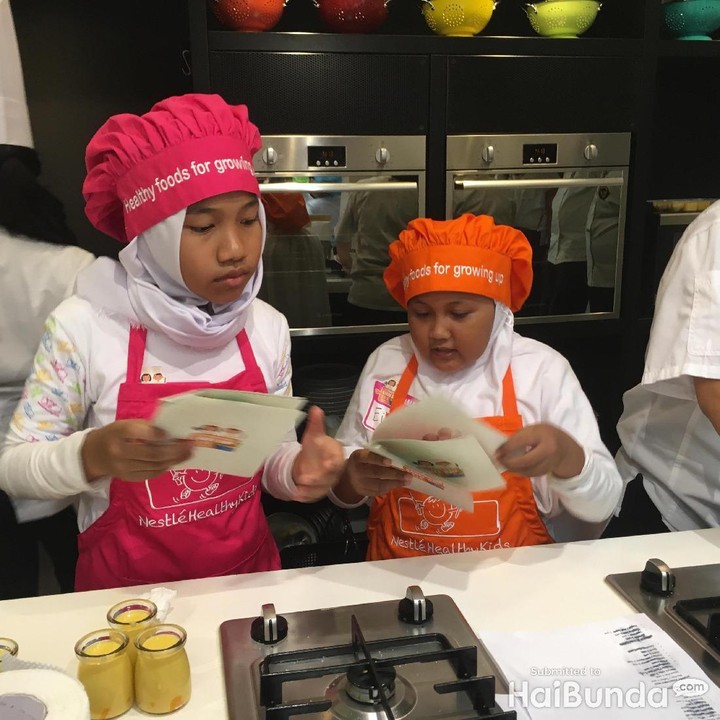<p>Ayo, dicermati ya bahan apa aja yang dibutuhkan untuk membuat masakan selanjutnya.</p>