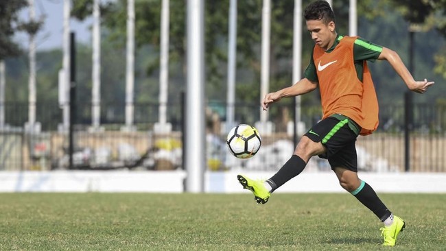 Ada tiga sosok di klub ViOn Zlate Moravce yang bisa membuat Egy Maulana Vikri tampil apik di liga sepak bola Slovakia.