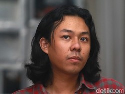 KontraS Didatangi 3 Orang Tak Dikenal Usai Geruduk Rapat Panja RUU TNI