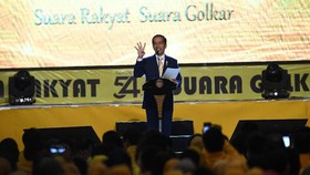 Berebut Restu Jokowi Demi Kursi Ketum Partai Golkar