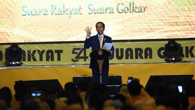 Pengamat politik Burhanudin Muhtadi menilai restu Jokowi akan menentukan sosok yang akan menduduki kursi Ketua Umum Golkar.