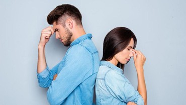 4 Zodiak yang Selalu Jatuh Cinta Pada Orang yang Salah