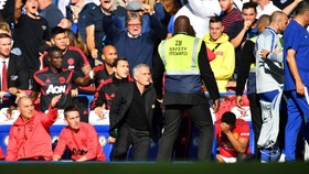 Chelsea Didesak Pecat Pelatih yang Memprovokasi Mourinho