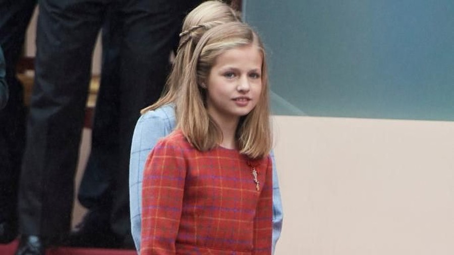 MADRID, SPAIN - OCTOBER 12:  Princess Leonor of Spain attends the National Day Military Parade on October 12, 2018 in Madrid, Spain.  (Photo by Carlos Alvarez/Getty Images)