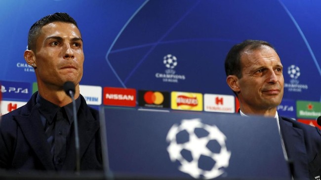 Pelatih Juventus, Massimiliano Allegri menyatakan kekuatan Cristiano Ronaldo seorang tak cukup untuk meruntuhkan Atletico Madrid di Liga Champions.
