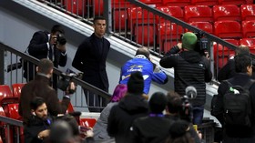 Ronaldo Antusias Menangkap Bola di Laga Djokovic vs Isner