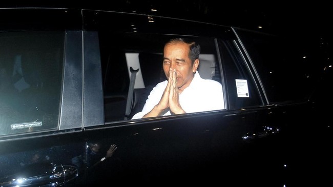 Presiden Jokowi tak bisa hadir di Konser 35 Tahun Slank di GBK, Minggu (23/12) malam, namun ia meminta para slankers mendoakan korban Tsunami Selat Sunda.