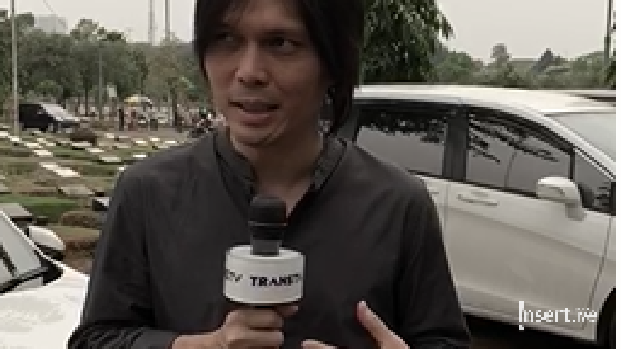Empat selebriti berikut ini mengungkapkan kenangannya terhadap sosok mendiang Titi Qadarsih.