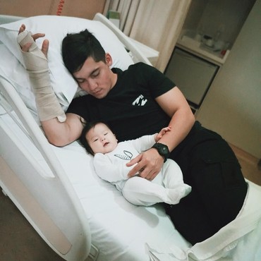 Beda dengan Franda, Samuel Zylgwyn Bolehkan Netizen Pakai Nama Anaknya