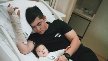 Beda dengan Franda, Samuel Zylgwyn Bolehkan Netizen Pakai Nama Anaknya