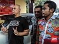 Kenakan Kaus Bertuliskan Tauhid, Dhani Datangi Polda Jatim