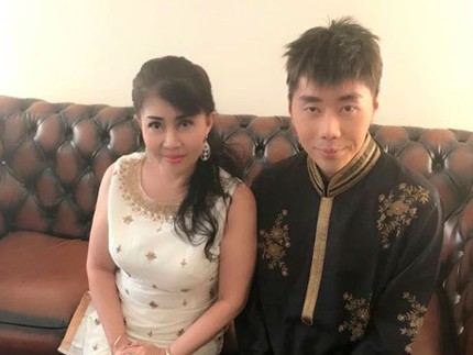 Ungkapan Sayang Roy Kiyoshi untuk Ibunda Tercinta