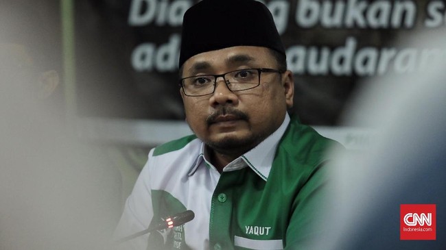 Ketua GP Ansor Yaqut Cholil Qoumas melaporkan kepada Presiden Jokowi soal dugaan banyak PNS dan pejabat teras BUMN yang gabung kelompok pengusung khilafah.