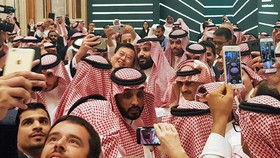 Selfie Putra Mahkota Saudi di Tengah Kisruh Khashoggi