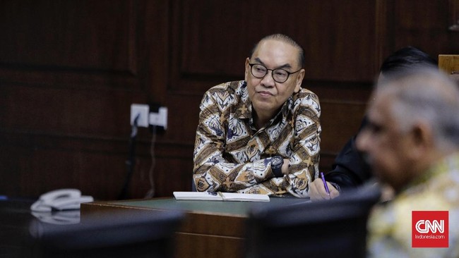 Dalam sidang di PN Tipikor, terdakwa suap PLTU Riau-1 Johannes Kotjo mengungkap ancaman yang disampaikan Dirut PLN Sofyan Basir terkait proyek itu padanya.