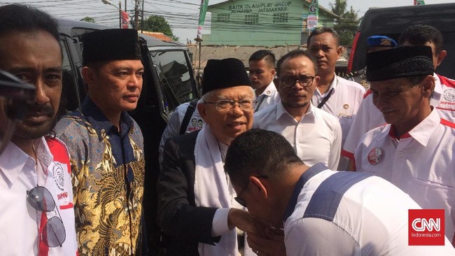 Ma'ruf mengaku hanya mendengar ada pihak yang akan memproduksi mobil Esemka secara massal. 