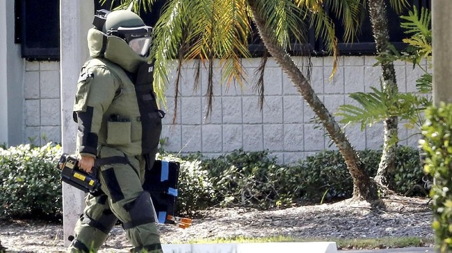 Sejumlah kantor perwakilan diplomatik di Australia dikirim paket mencurigakan. Aparat masih mengusut isi dan menelusuri pelaku.