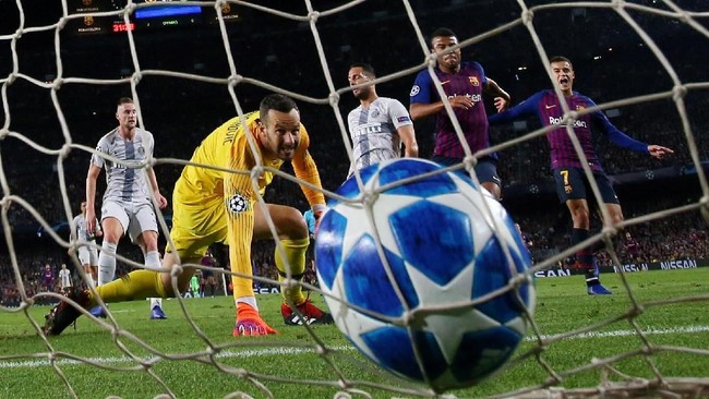 Inter Milan akan menjamu Barcelona di Giuseppe Meazza dalam lanjutan Liga Champions. Berikut fakta menarik duel tersebut.